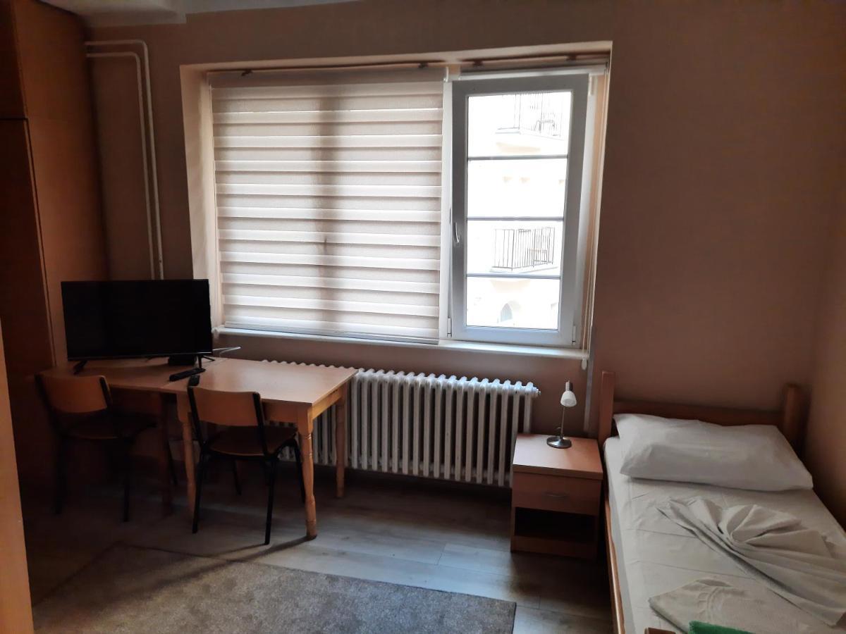 Petar Drapsin Hostel Belgrade Exterior photo